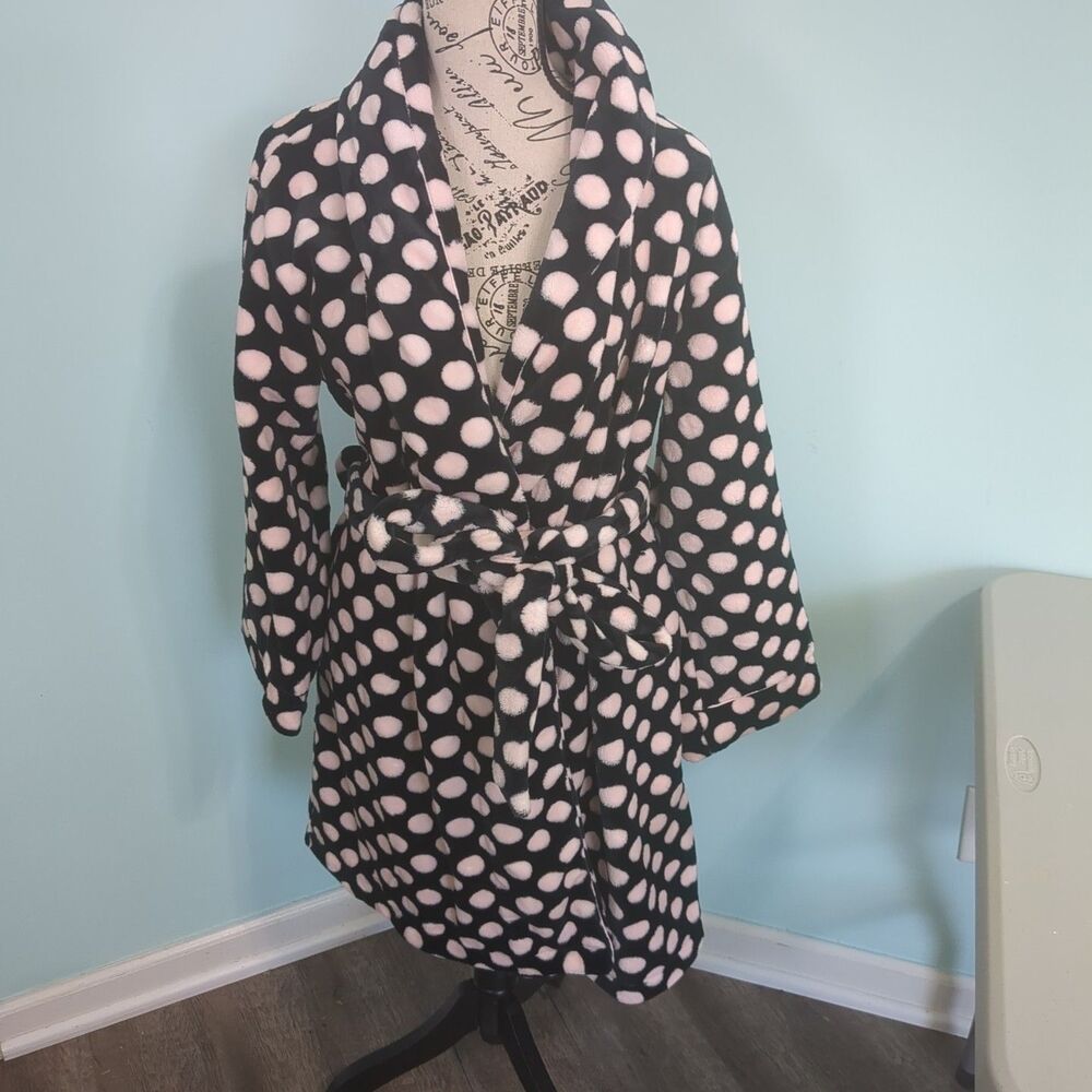 Kate Spade Women Super Soft Plush Wrap Robe medium Black Lt Pink Jumbo Dots new